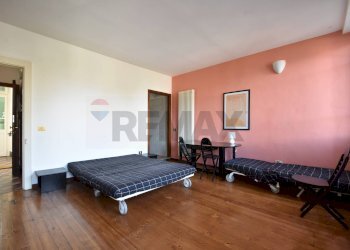 Camera / camera da letto - Appartamento Via Roma
 
47, Pella - foto 8