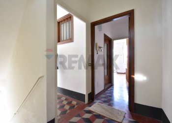 Hall / corridoio - Appartamento Via Roma
 
47, Pella - foto 14