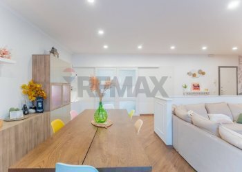 Sala da pranzo - Appartamento Via Mazzini
 
1, Meina - foto 1