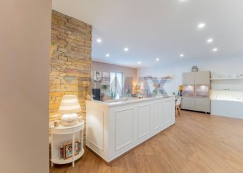 Cucina - Appartamento Via Mazzini
 
1, Meina - foto 5