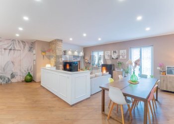 Sala da pranzo - Appartamento Via Mazzini
 
1, Meina - foto 6