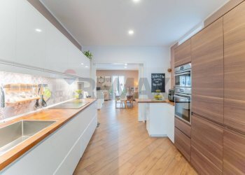 Cucina - Appartamento Via Mazzini
 
1, Meina - foto 10