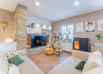 Soggiorno - Appartamento Via Mazzini
 
1, Meina - foto 15