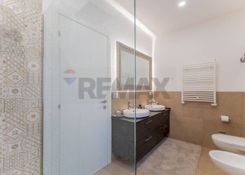 Bagno - Appartamento Via Mazzini
 
1, Meina - foto 19