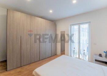 Camera / camera da letto - Appartamento Via Mazzini
 
1, Meina - foto 25