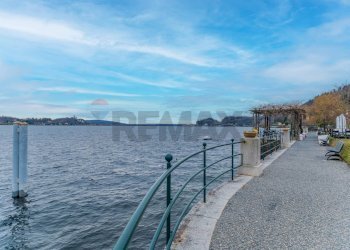 Vista dell\'acqua - Appartamento Via Mazzini
 
1, Meina - foto 37