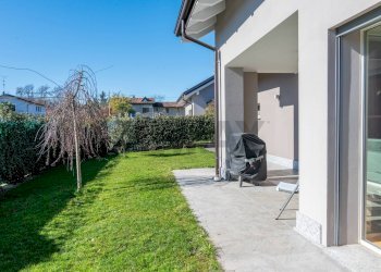 Giardino - Casa semi indipendente Via Monte Pasubio
 
16, Oleggio Castello - foto 29