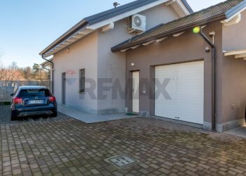 Terrazza - Casa semi indipendente Via Monte Pasubio
 
16, Oleggio Castello - foto 34