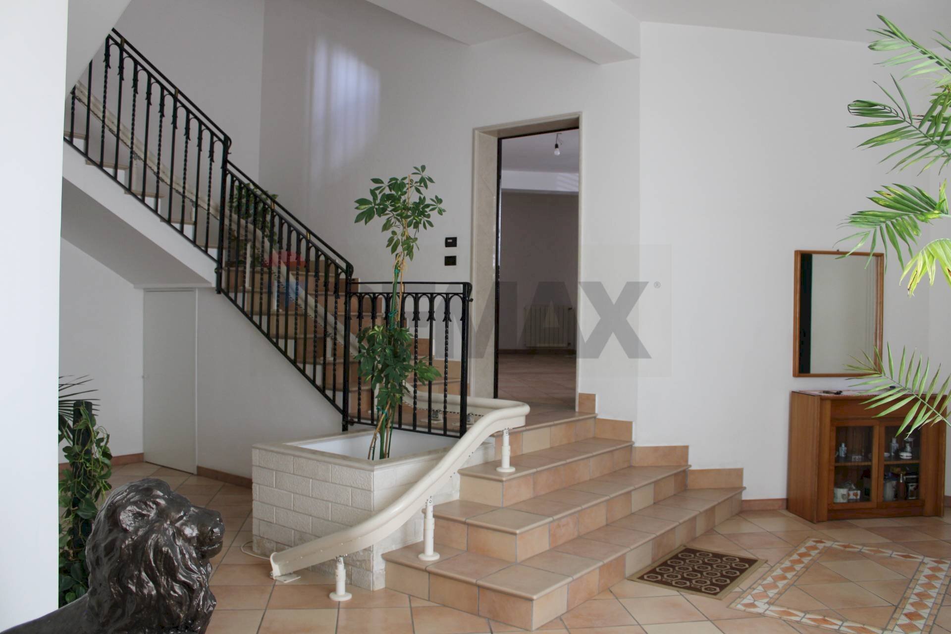 Ricezione / Lobby - Casa indipendente via Emilia
 
23, Ispica - foto 3