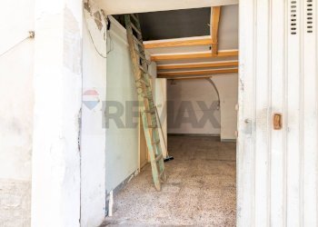 garage interno - Casa indipendente Corso Giuseppe Mazzini
 
133, Scicli - foto 4