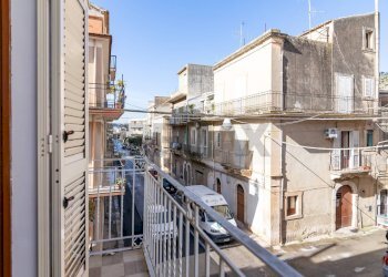 Balcone - Casa indipendente Corso Giuseppe Mazzini
 
133, Scicli - foto 7