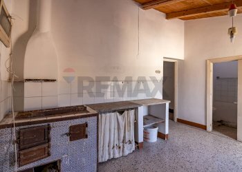 Cucina al secondo piano - Casa indipendente Corso Giuseppe Mazzini
 
133, Scicli - foto 23