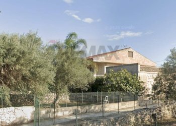 Edificio all\'aperto - Villa Via Modica Ispica
 
139, Modica - foto 8