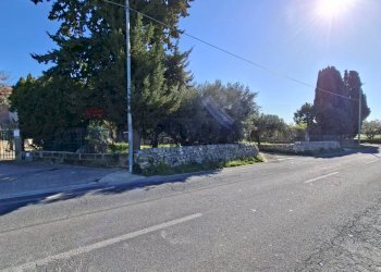 Edificio all\'aperto - Villa Via Modica Ispica
 
139, Modica - foto 13