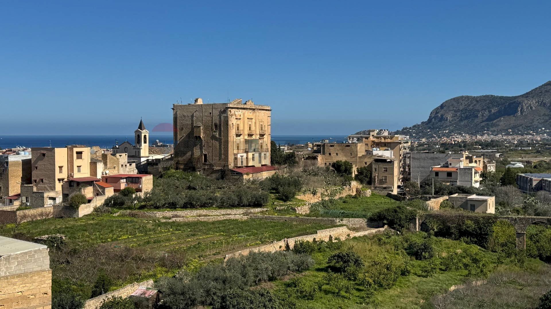 Edificio all\'aperto - Four-room apartment Via Roma
 
110, Ficarazzi - photo 1