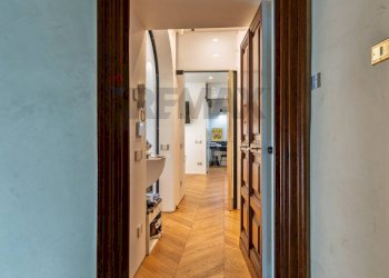 Hall / corridoio - Quadrilocale Piazza Dei Re Di Roma
 
14, Roma - foto 2