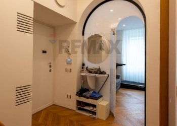 Hall / corridoio - Quadrilocale Piazza Dei Re Di Roma
 
14, Roma - foto 4