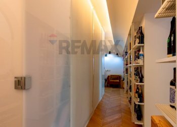 Hall / corridoio - Quadrilocale Piazza Dei Re Di Roma
 
14, Roma - foto 6