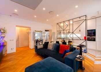 Soggiorno - Quadrilocale Piazza Dei Re Di Roma
 
14, Roma - foto 8