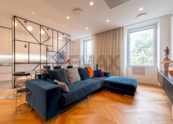 Soggiorno - Quadrilocale Piazza Dei Re Di Roma
 
14, Roma - foto 10