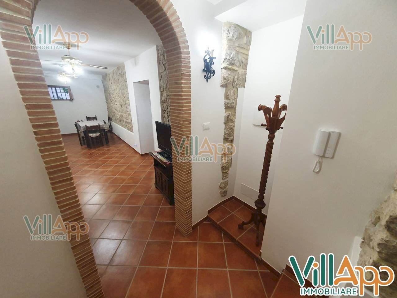 Foto 4 - Quadrilocale Via Alessandro Manzoni
 
18, Fondi - foto 3