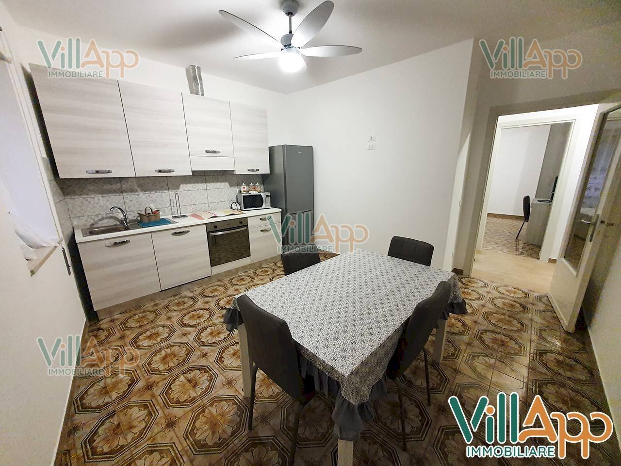 Foto 5 - Quadrilocale Via Alessandro Manzoni
 
18, Fondi - foto 3