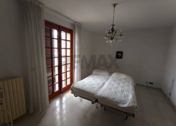 Camera / camera da letto - Independent house Trepuzzi - photo 4