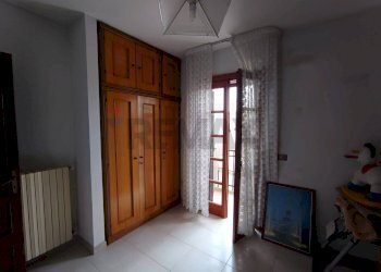 Camera / camera da letto - Independent house Trepuzzi - photo 11