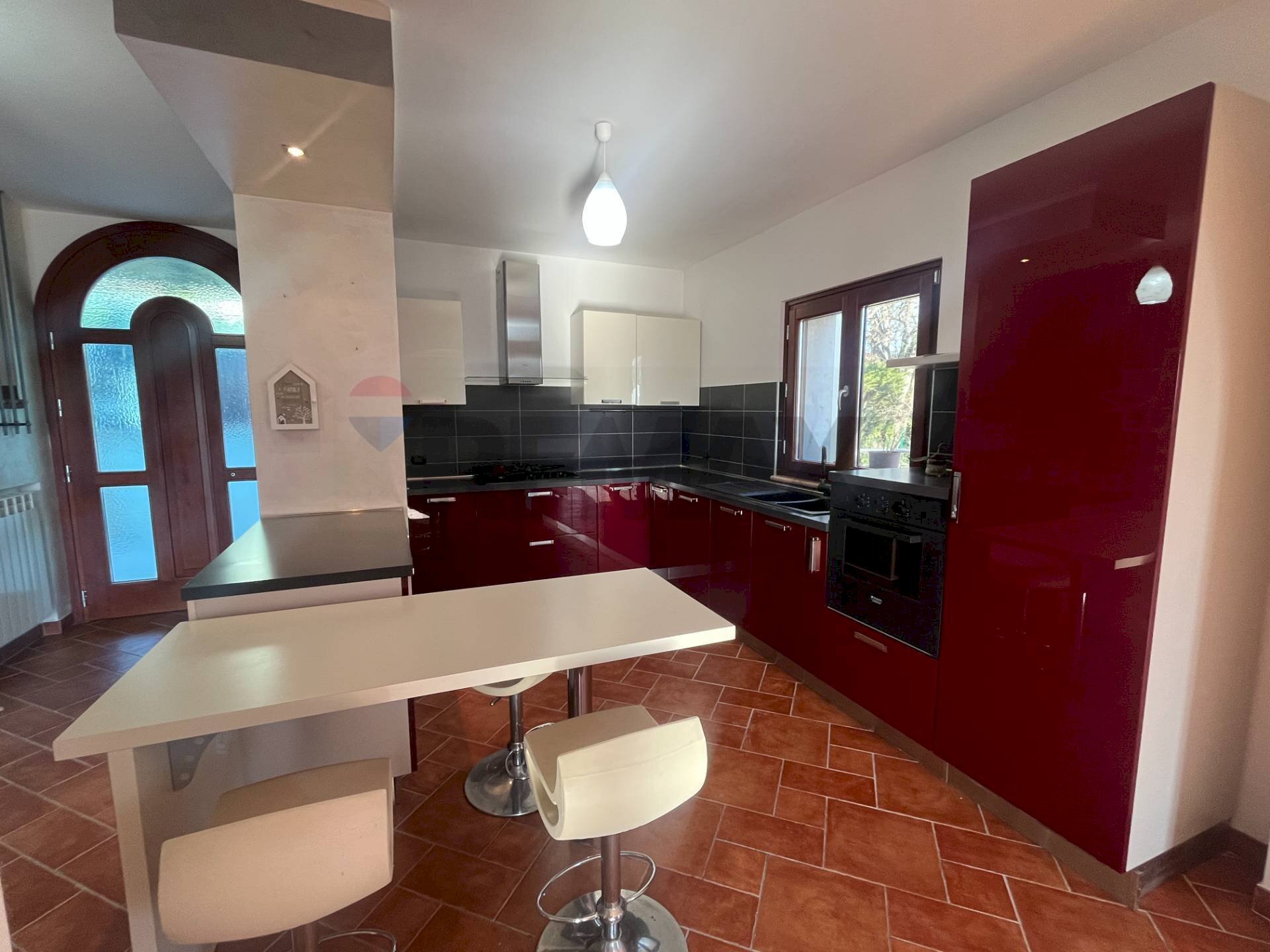 Cucina - Casa semi indipendente cotrada Fonte Nuova
 
65, Oratino - foto 2