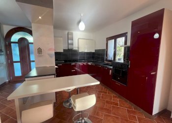 Cucina - Casa semi indipendente cotrada Fonte Nuova
 
65, Oratino - foto 2