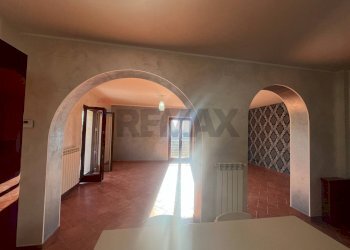 Hall / corridoio - Casa semi indipendente cotrada Fonte Nuova
 
65, Oratino - foto 7