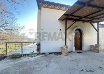 Casa all\'aperto - Casa semi indipendente cotrada Fonte Nuova
 
65, Oratino - foto 40