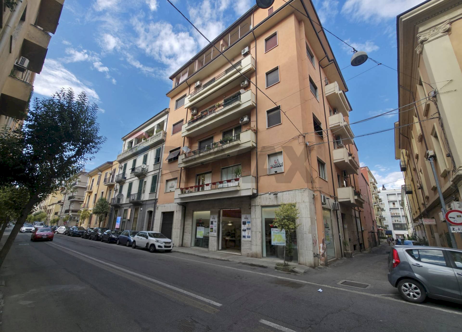 Edificio all\'aperto - Apartment Via Monte Santo, Cosenza - photo 1