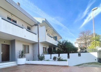 Foto 1 - Villa a Schiera via Ettore Montanaro
 
23, Francavilla al Mare - foto 1