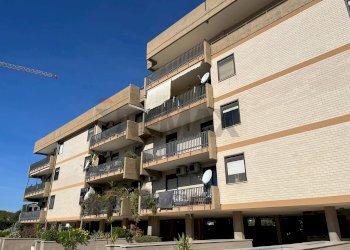 Edificio all\'aperto - Trilocale Via Giuseppe Fanelli
 
283, Bari - foto 2