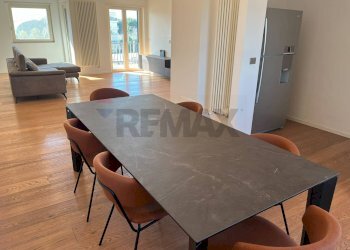 Sala da pranzo - Trilocale Via Giuseppe Fanelli
 
283, Bari - foto 23