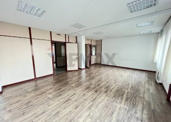 Stanza vuota - Office Via Giovanni Amendola
 
52, Bari - photo 8