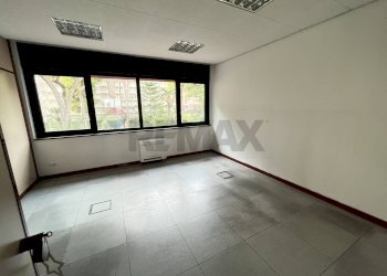 Stanza vuota - Office Via Giovanni Amendola
 
52, Bari - photo 14