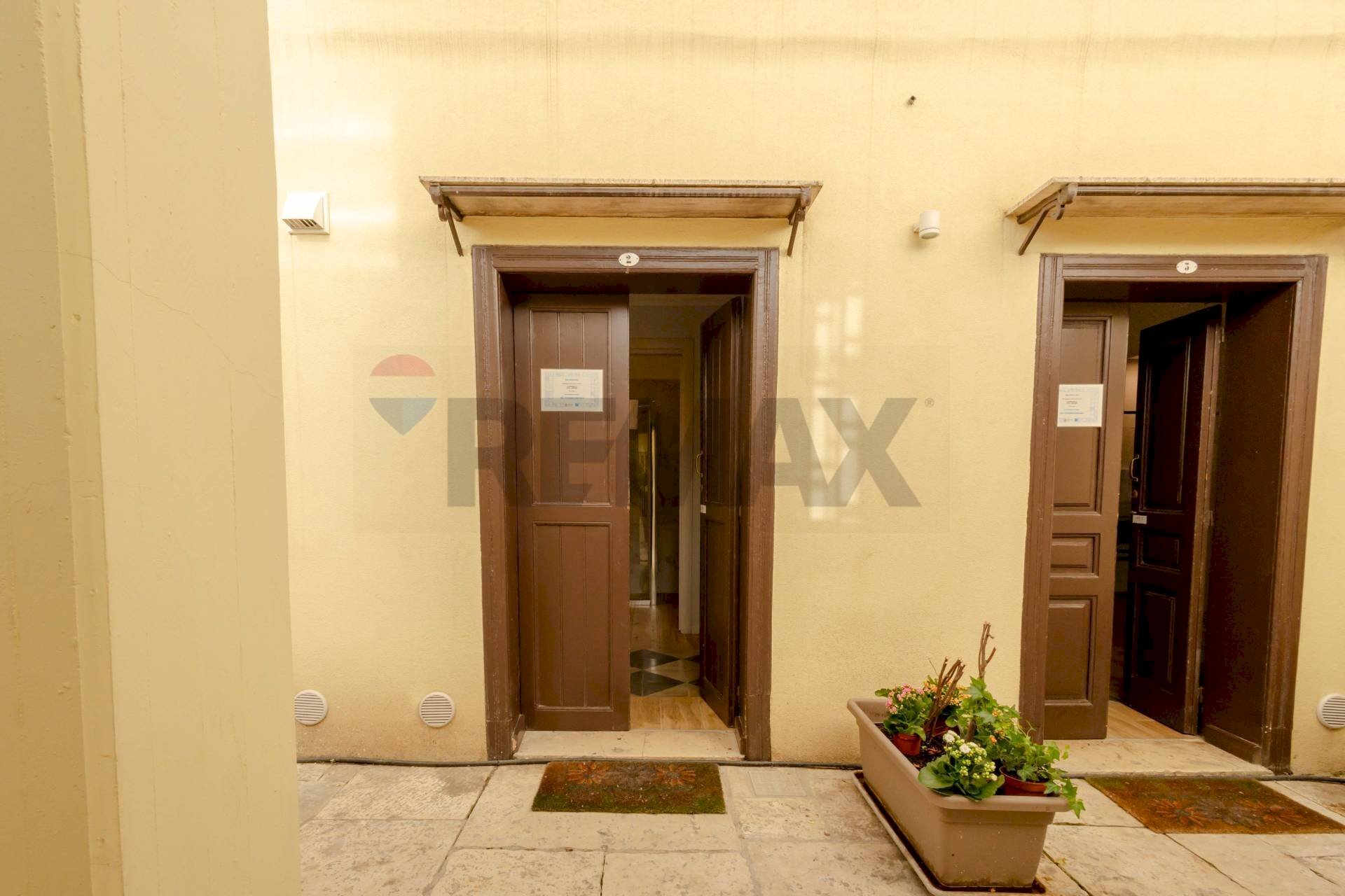 Ricezione / Lobby - Bilocale Via Dalmazia
 
31, Bari - foto 2