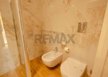 Bagno - Bilocale Via Dalmazia
 
31, Bari - foto 6