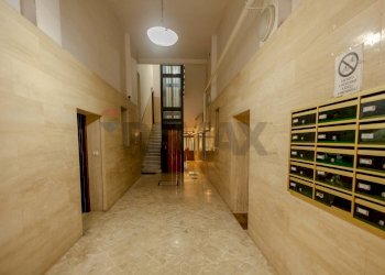 Ricezione / Lobby - Bilocale Via Dalmazia
 
31, Bari - foto 14