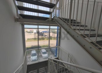 Scale - Commercial Premises Via Foggia
165, Barletta - photo 3