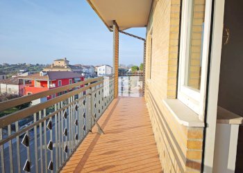 Foto 4 - Quadrilocale Via Papa Giovanni XXIII
 
48, Mosciano Sant'Angelo - foto 4