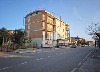 Foto 30 - Quadrilocale Via Papa Giovanni XXIII
 
48, Mosciano Sant'Angelo - foto 30