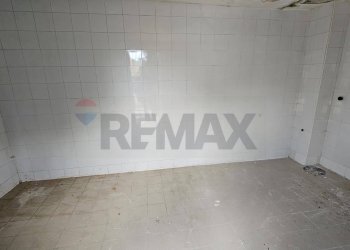 Stanza vuota - Casa indipendente Via Solfatara, Pozzuoli - foto 8