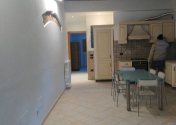 Foto 2 - Trilocale Via Granarolo
 
00, Faenza - foto 2