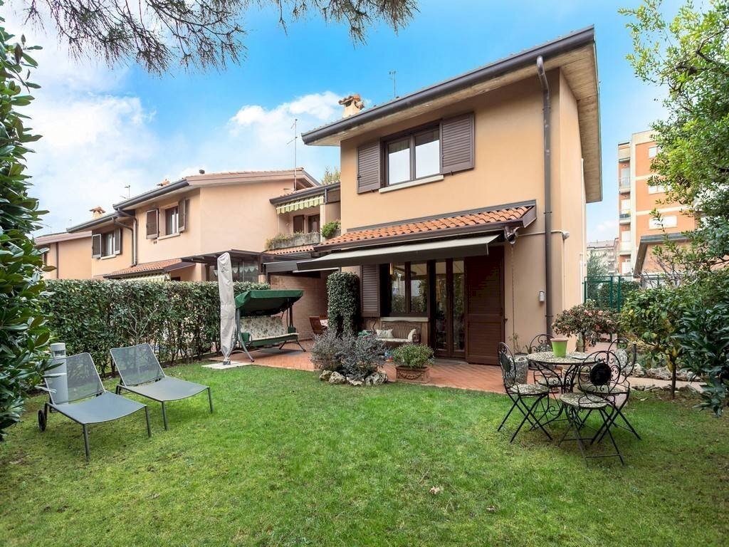 Giardino - Villa a Schiera via Perrucchetti, 3, Gorle - foto 1