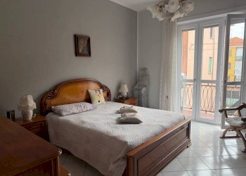 Camera da letto - Trilocale via Benvenuto Cellini, 12, Grugliasco - foto 17