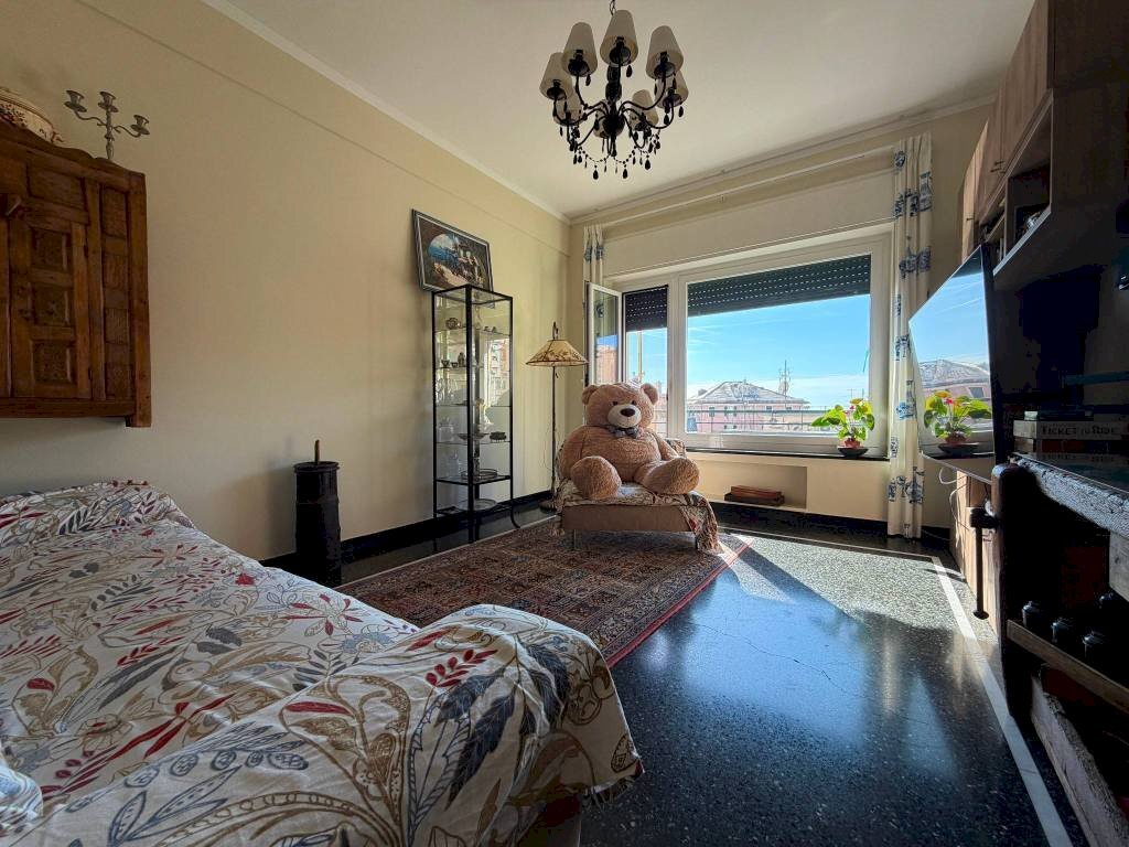 Salone - Trilocale viale Ammiraglio Giorgio des Geneys, 4, Genova (zona Quarto) - foto 1