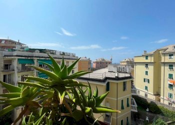Vista - Trilocale viale Ammiraglio Giorgio des Geneys, 4, Genova (zona Quarto) - foto 3